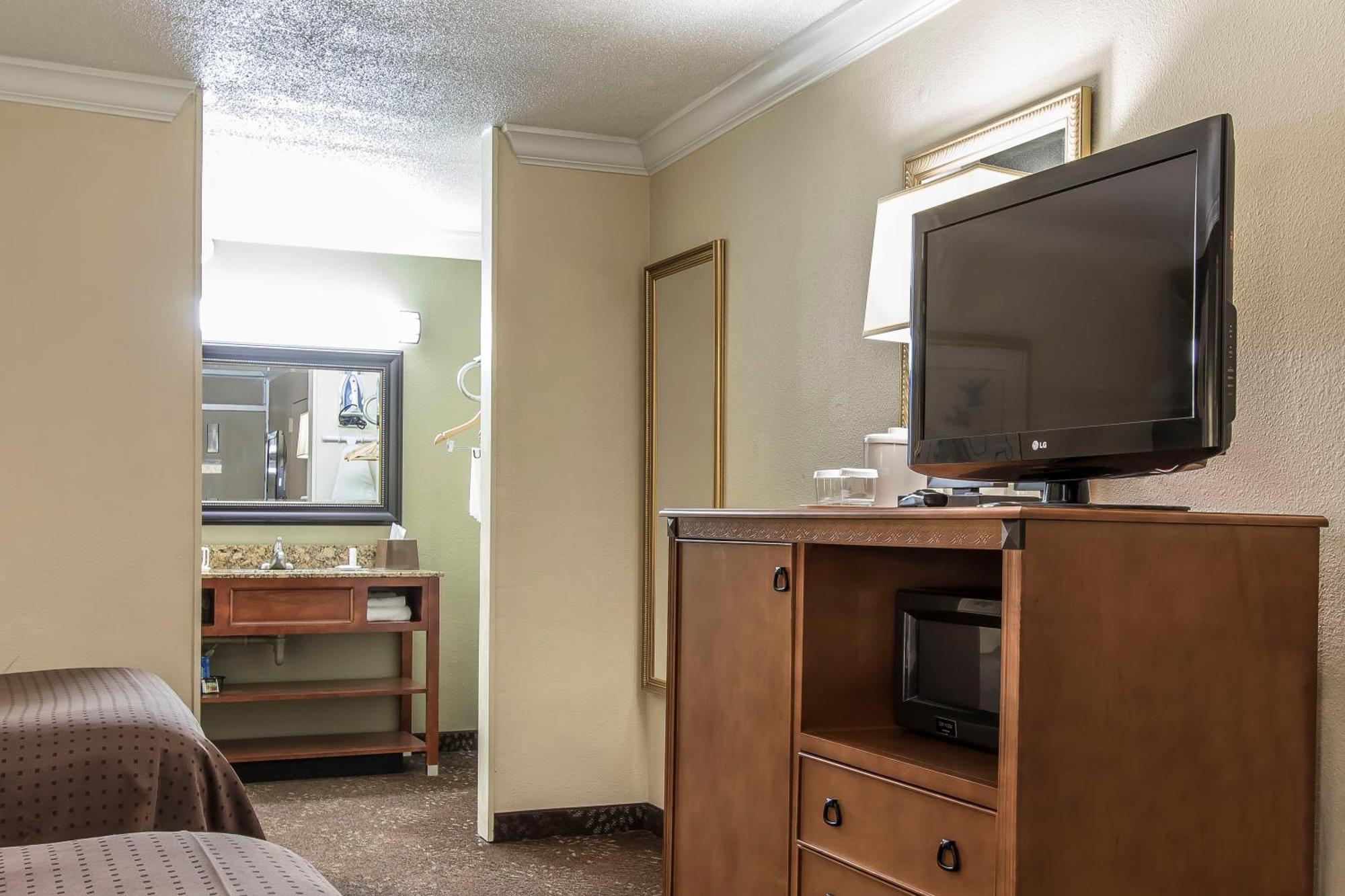 Quality Inn Morgan City Exterior photo